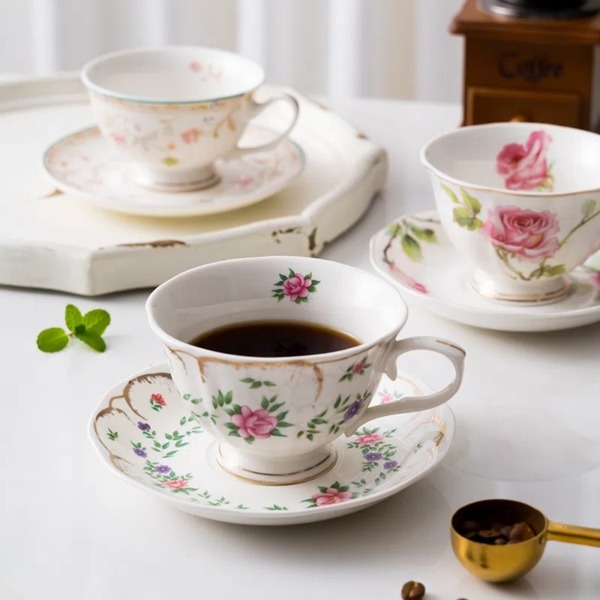 220ML Ceramic Tea Cup & Saucer European Pastoral Style Tea Cup