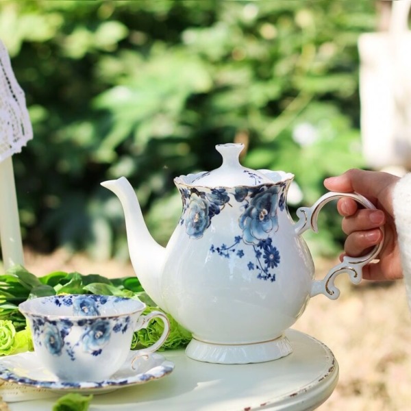 Blue Flower Bone China Teaware Teapot & Teacups Set With Tray Luxury Porcelain Teaset