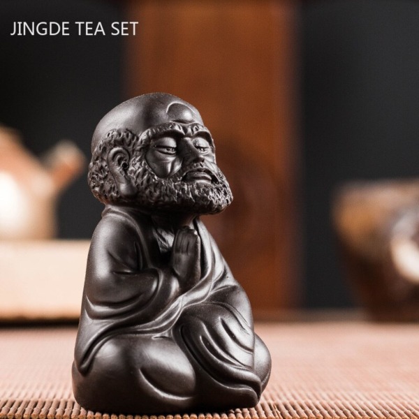 Chinese Handmade Zisha Figure Statue Ornaments Sculpture Tea Pet