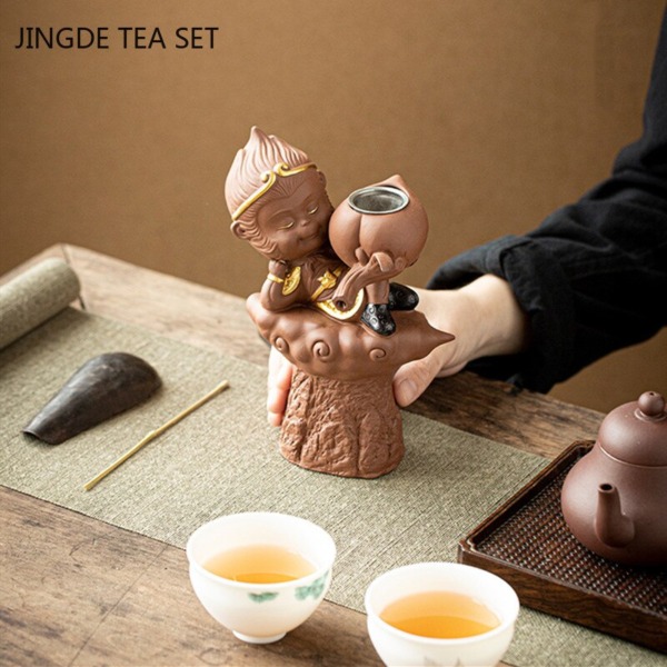 Handmade Creative Purple Clay Tea Pet Sun Wukong Statue Tea Figurine Ornament