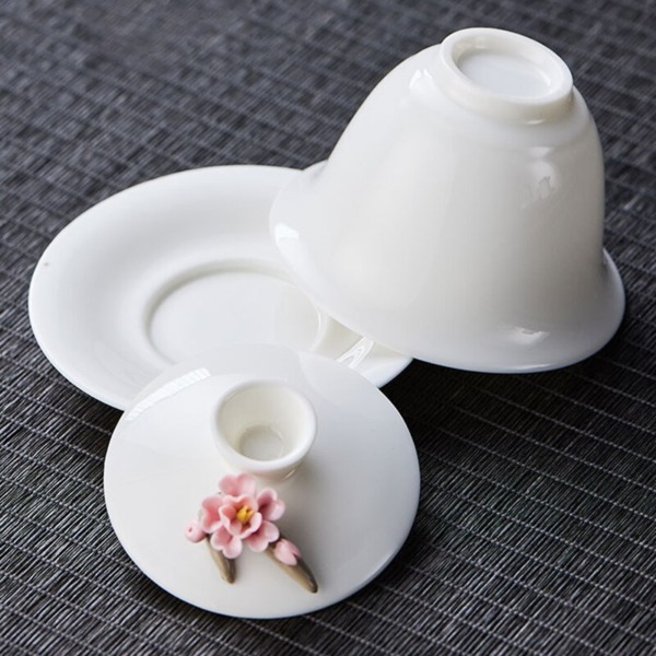 White Porcelain Gai Wan Hand-Pinching Flower Three Talents Cover Bowl for Kung Fu Tea
